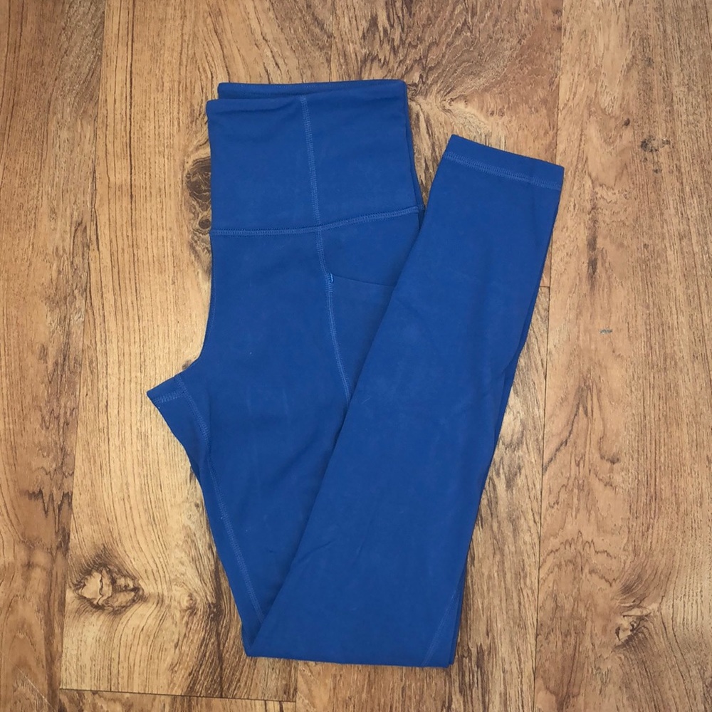 Athleta Salutation Stash Pocket Leggings